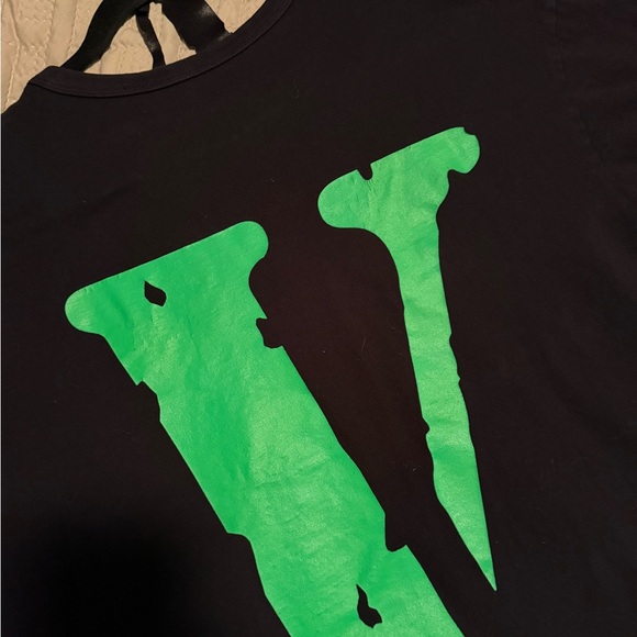 VLONE I LOVE “CHI” - 2018 POP UP - Picture 4 of 5